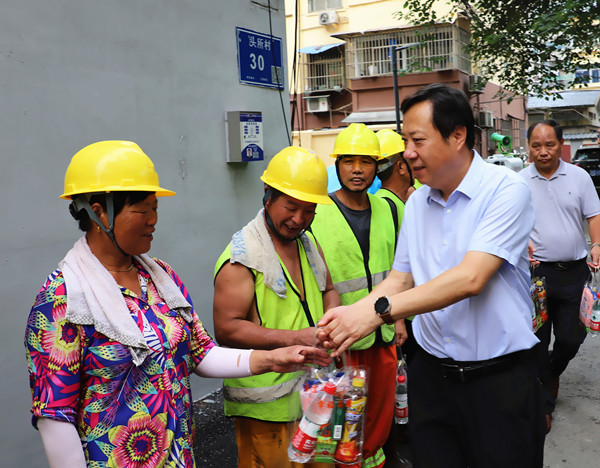 1597202080383215.jpg IMG_0355.JPG