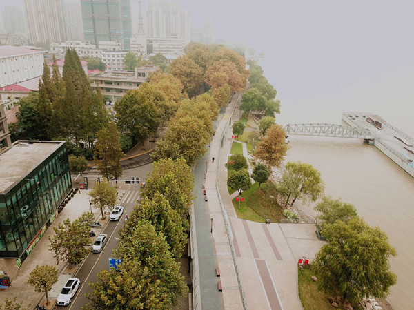 優(yōu)質(zhì)精細(xì)養(yǎng)護(hù) 打造安全暢通的城市道路